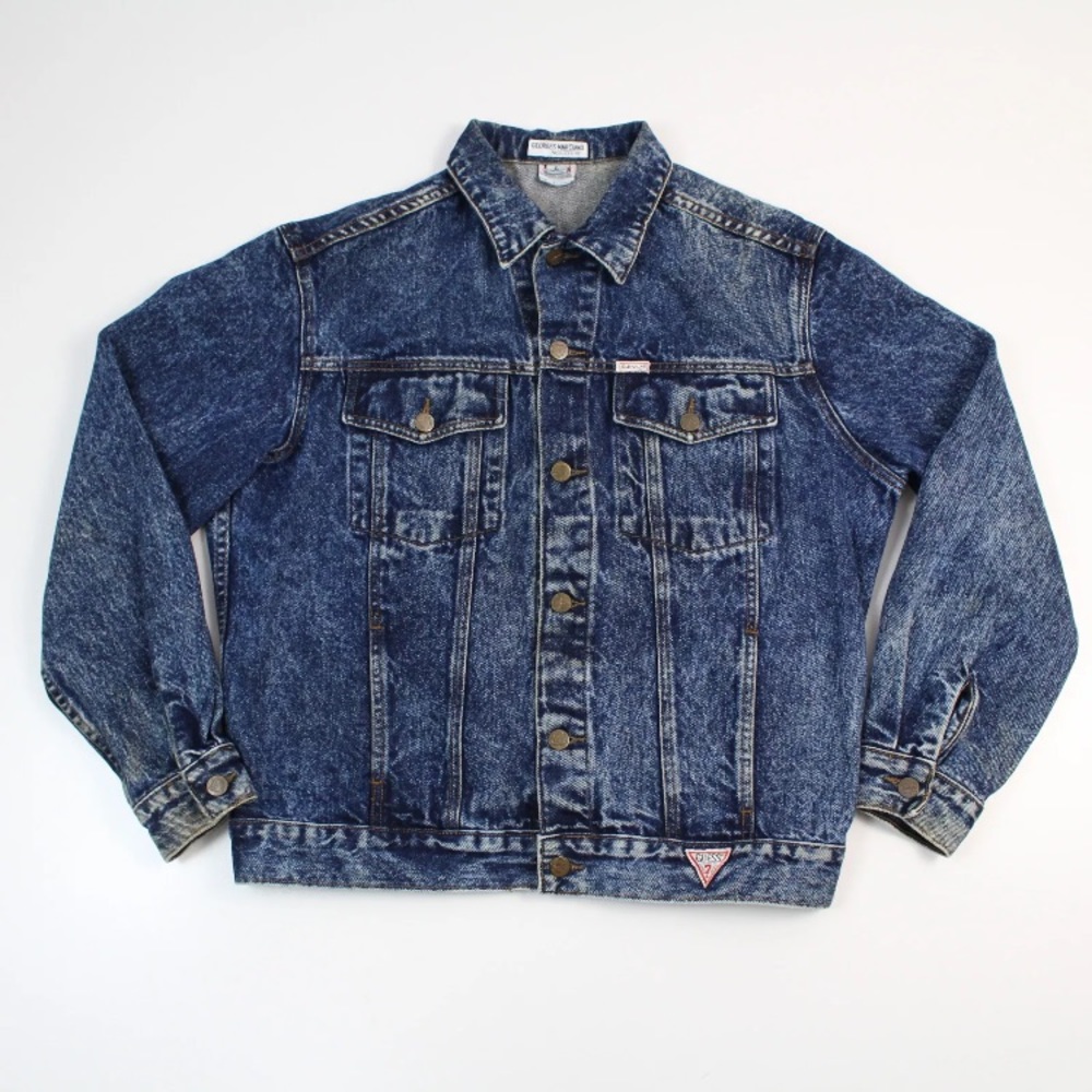 💕SOLD💕 Vintage 90s Guess Jean Jacket - Picture 2 of 7